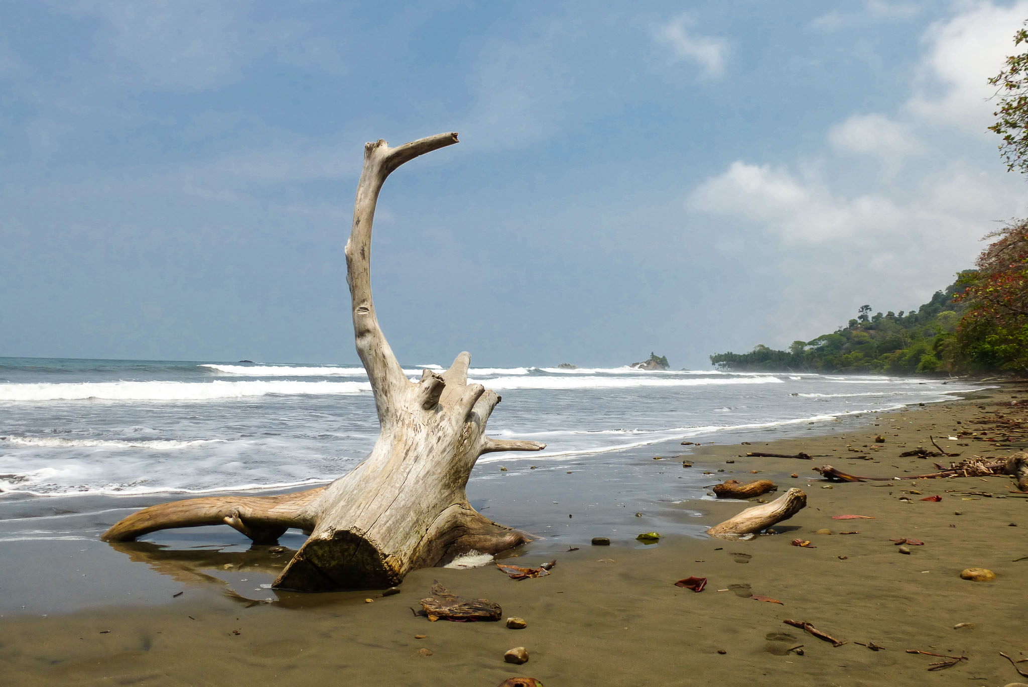 Dominical, Villas Río Mar